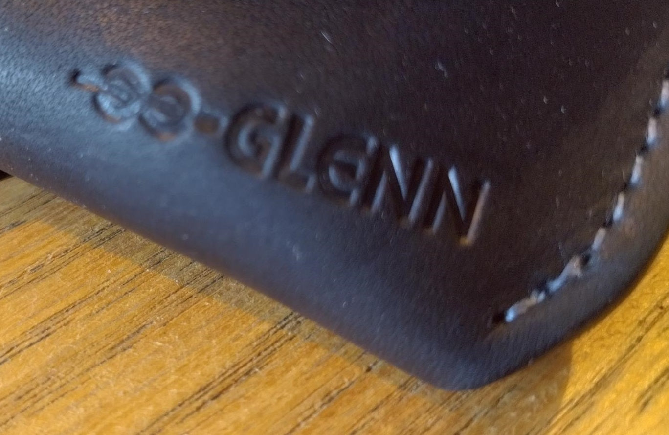 The Glenn leather case